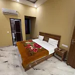 Sushma Hotel